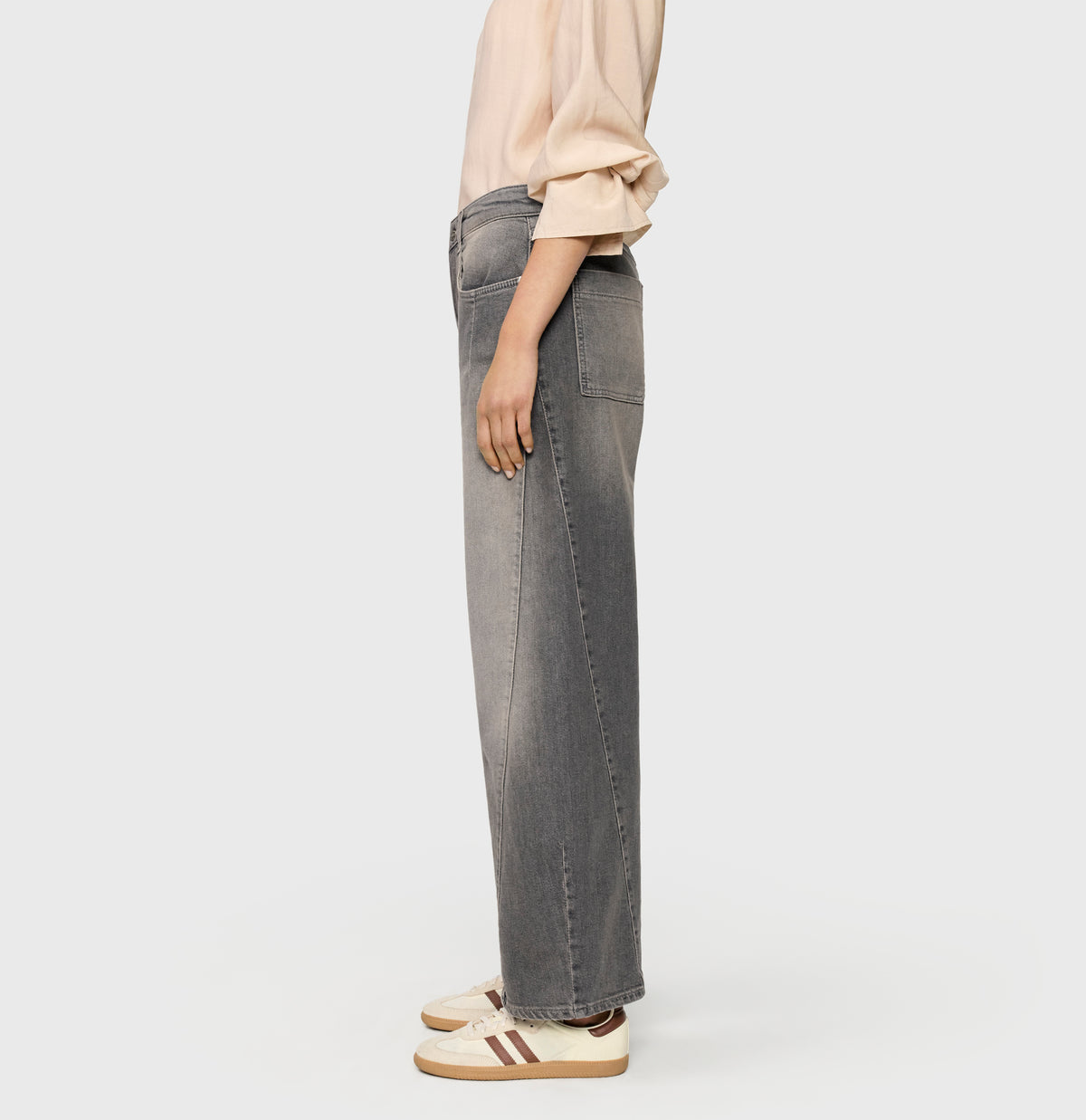 COLORADO Barrel; Auth. Comfort Vintage Denim Woman MAC JEANS