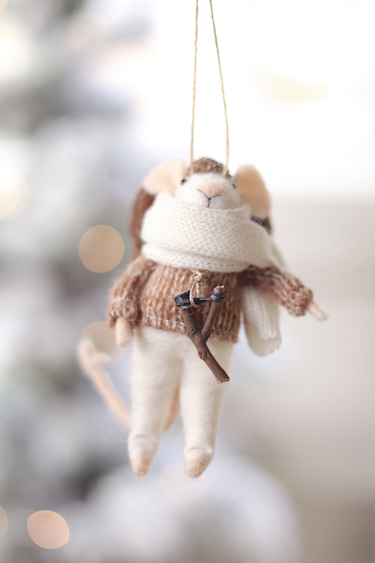Wandering Will Mouse Holiday Ornament Accessoire décoratif Indaba trading co