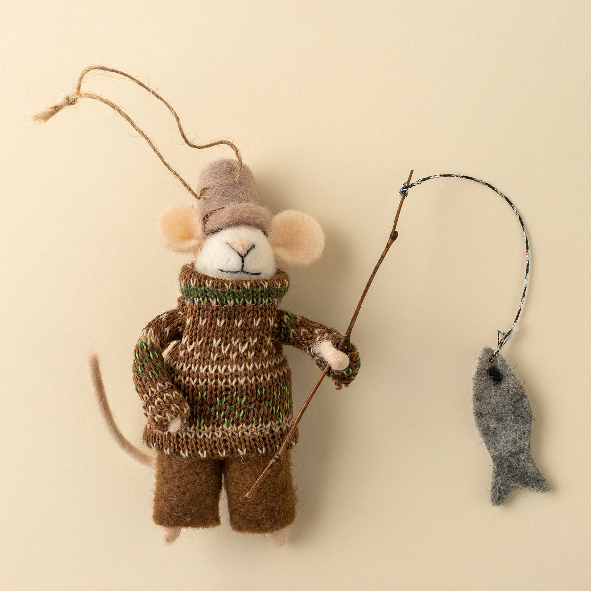 Fisherman Frank Mouse Holiday Ornament Accessoire décoratif Indaba trading co