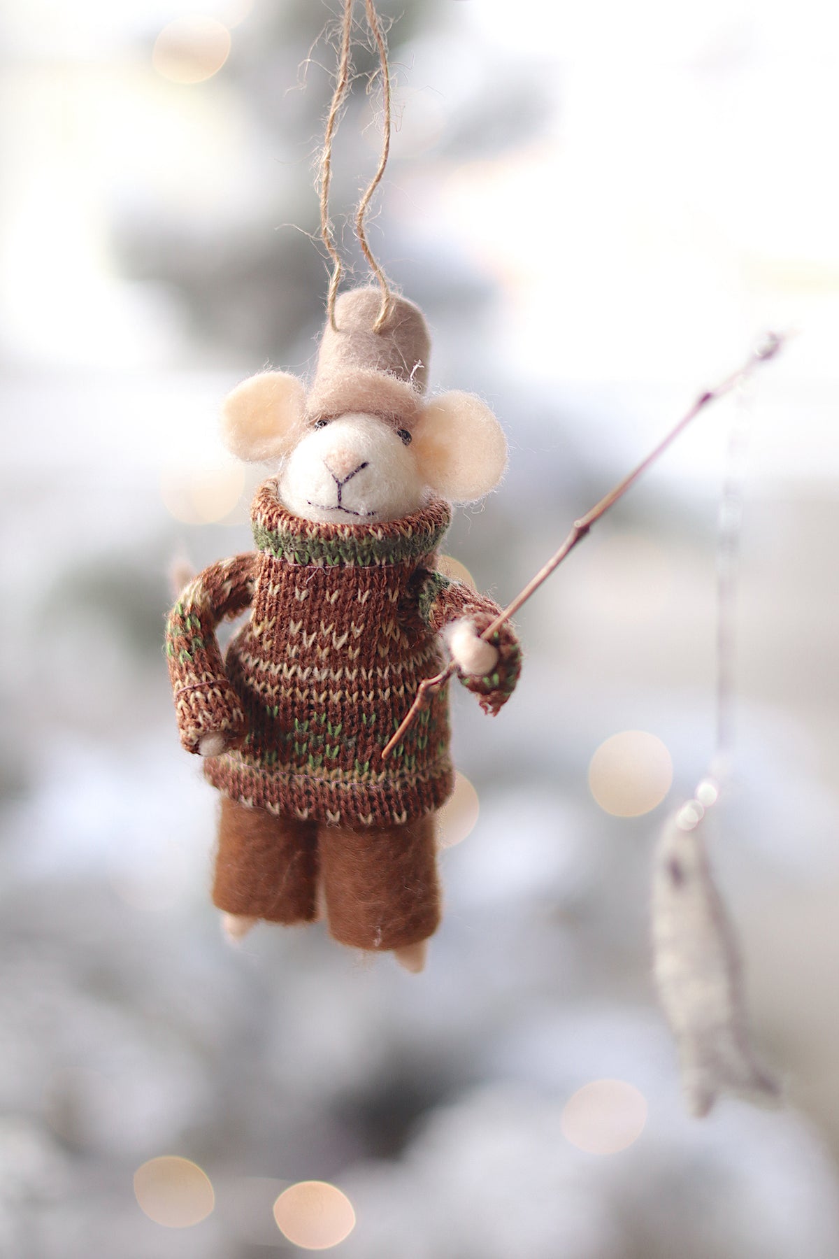 Fisherman Frank Mouse Holiday Ornament Accessoire décoratif Indaba trading co