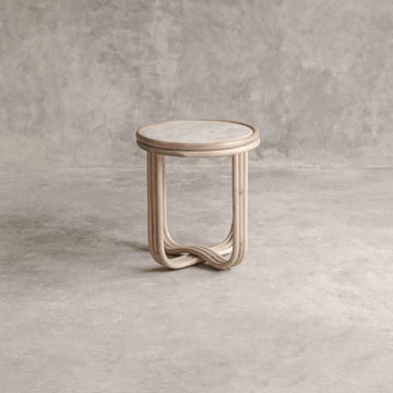 Table d'appoint Cali en marbre et rotin Tables d'appoint CRUSOË