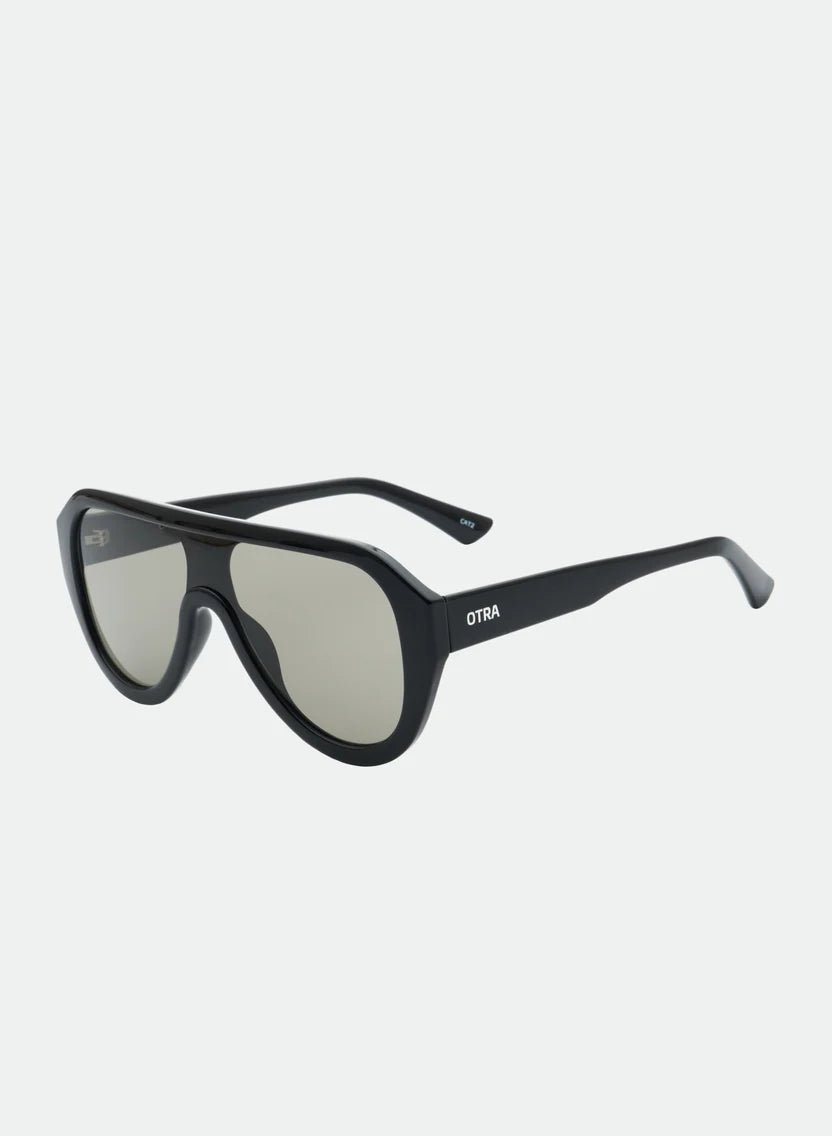 CAMERON - Black/ Smoke Accessories OTRA