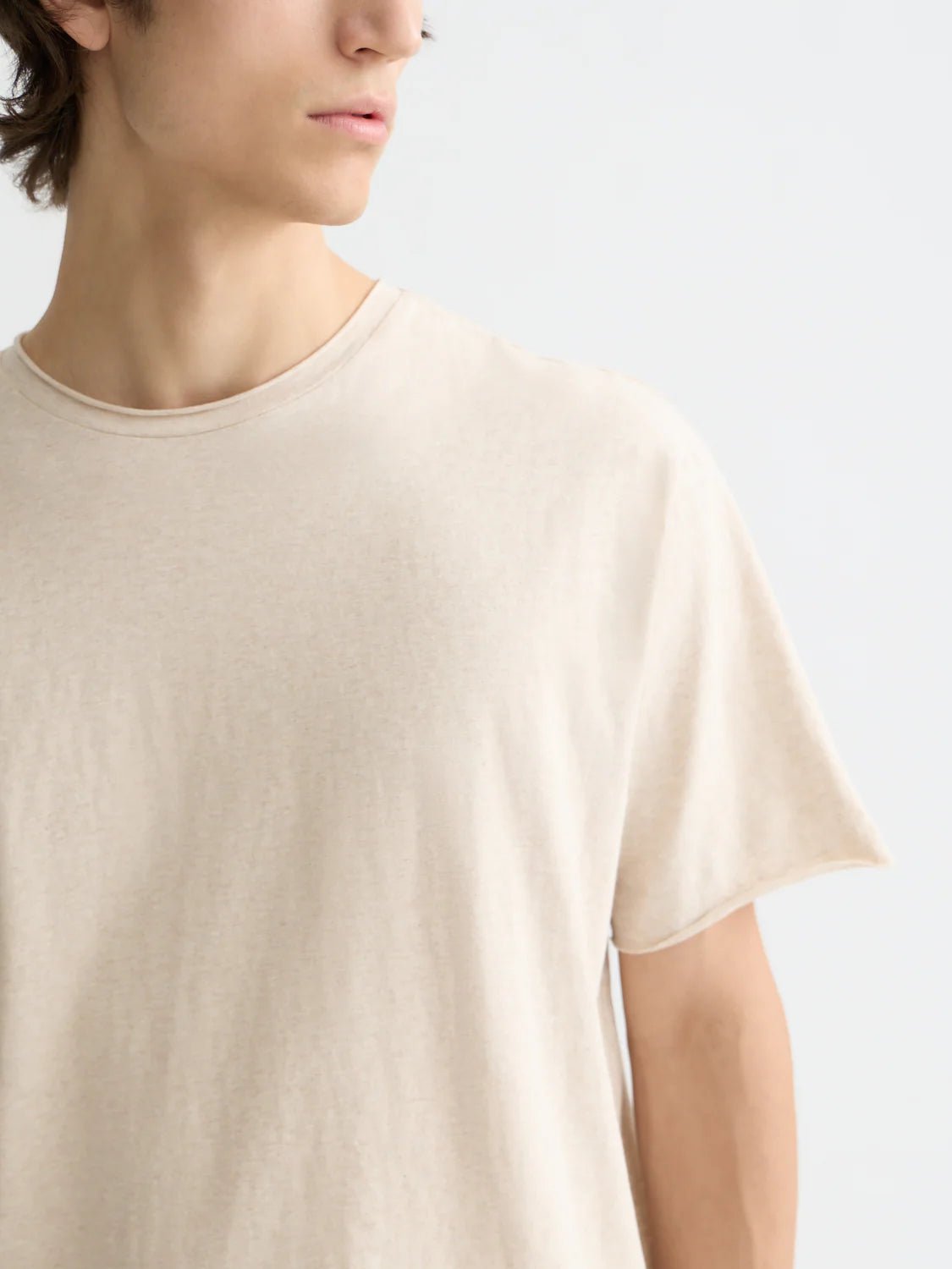 Core Raw-Edged Relaxed-Fit Garment-Dyed T-Shirt Men T-Shirts Scotch Soda Homme Oatmeal Melange M