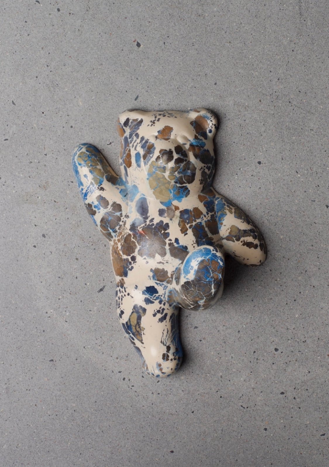 DA BEAR WALL HOOK CONCRETE CAT