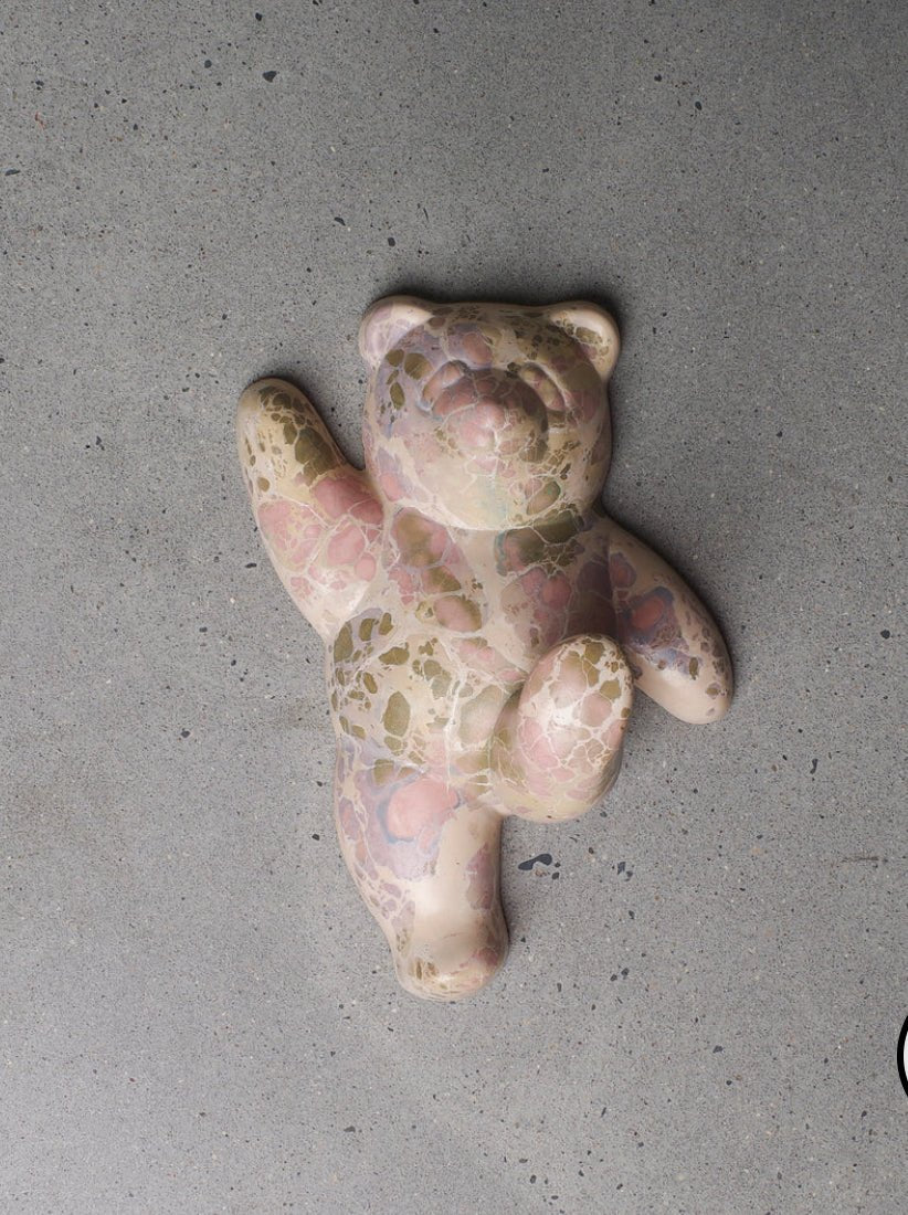 DA BEAR WALL HOOK CONCRETE CAT