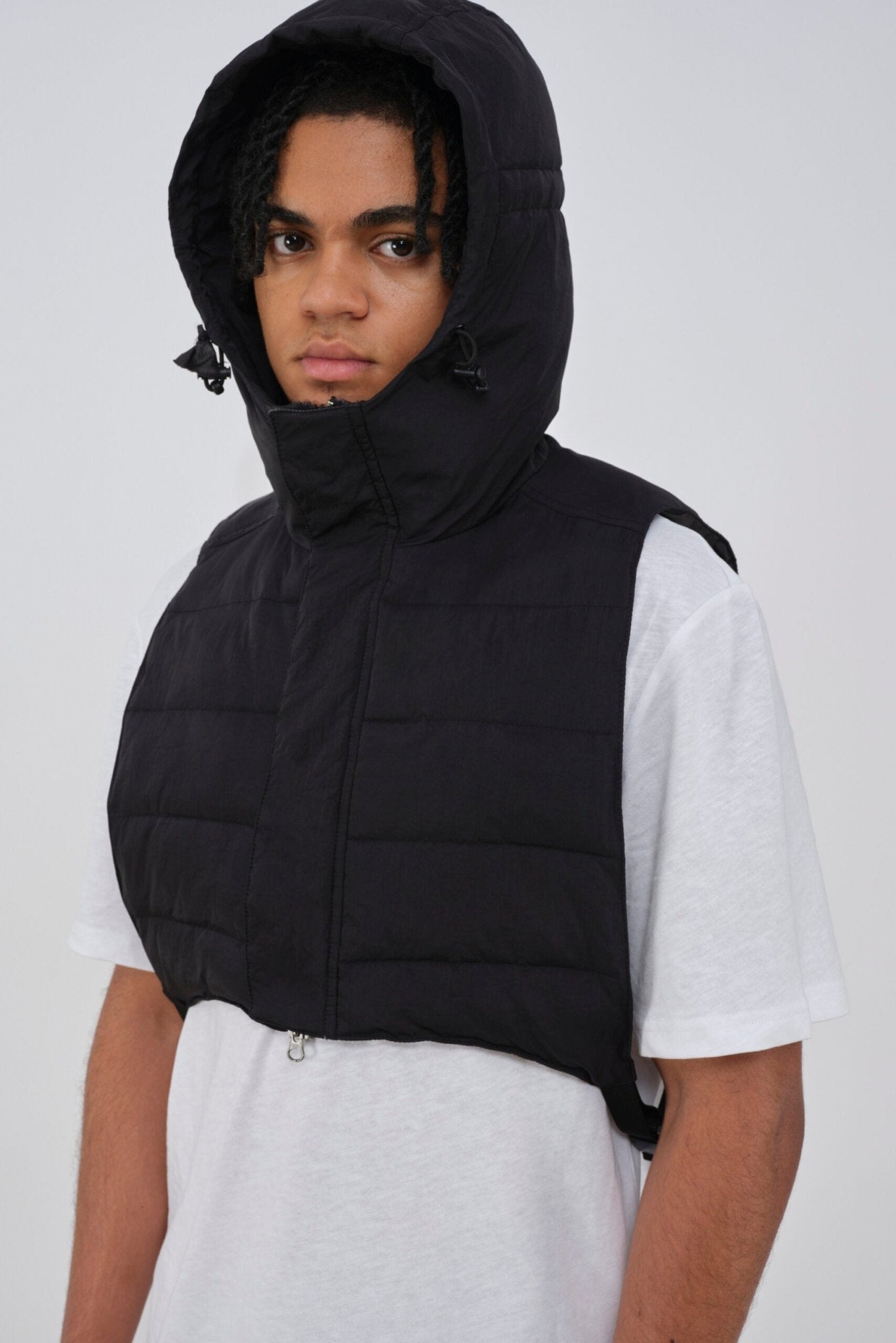 HIXON HOOD Embassy of Bricks and Logs Embassy of Bricks and Logs