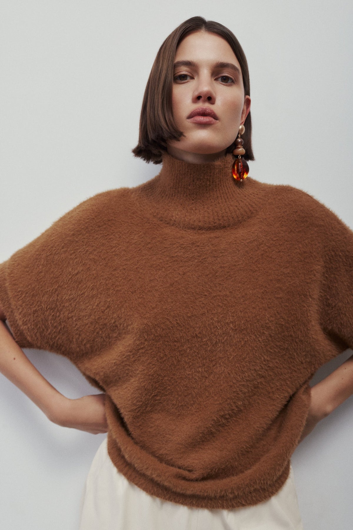 JOVANI Sweater Melissa Nepton S Camel