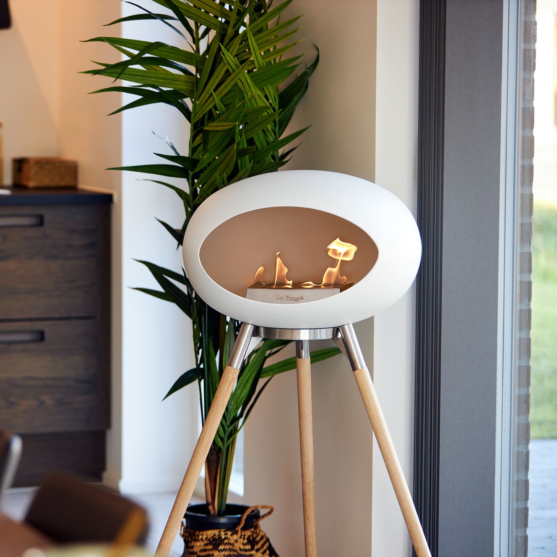 Le Feu Ground High Dome <br>White Fireplaces Nüline Distribution