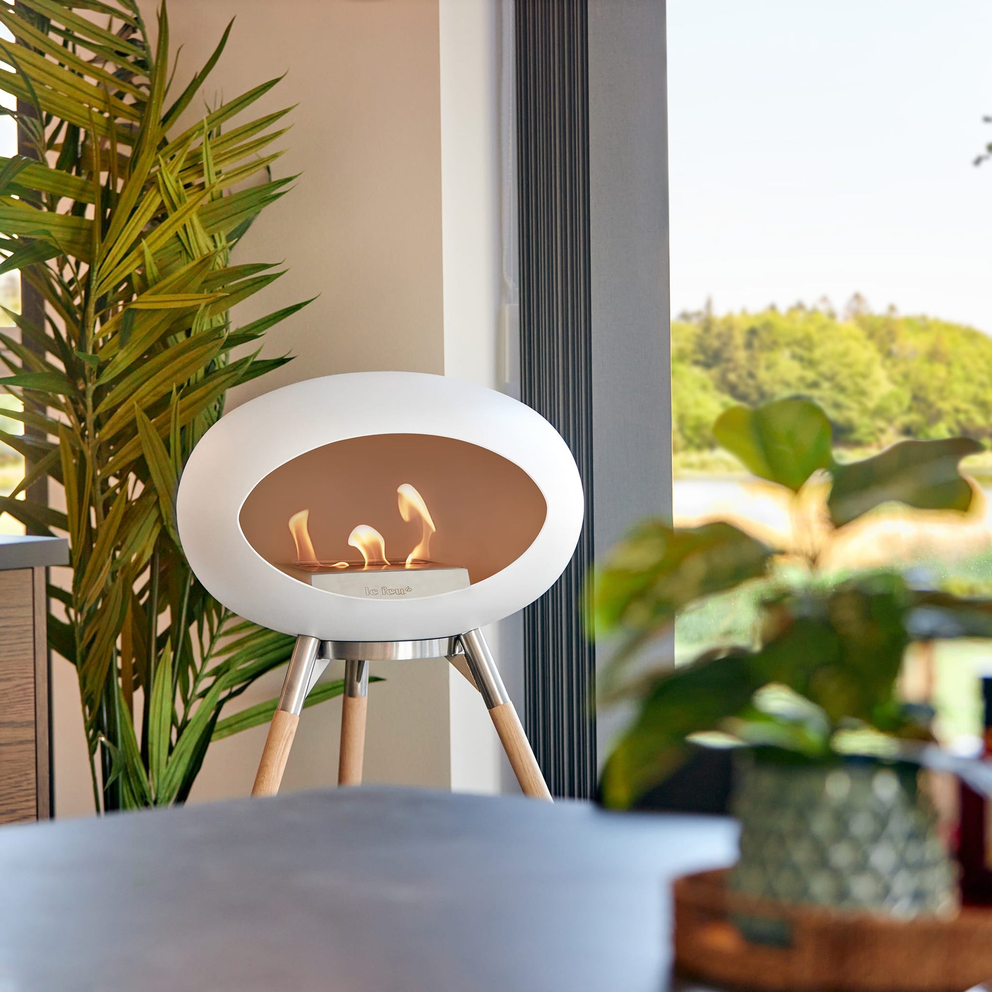 Le Feu Ground High Dome <br>White Fireplaces Nüline Distribution