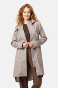 Light Raincoat Woman ILSE JACOBSEN Atmosphere 39