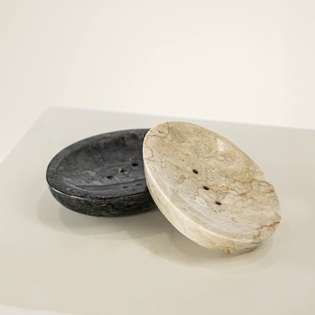 MARBLE SOAP DISH - WHITE SAVON Crusoe