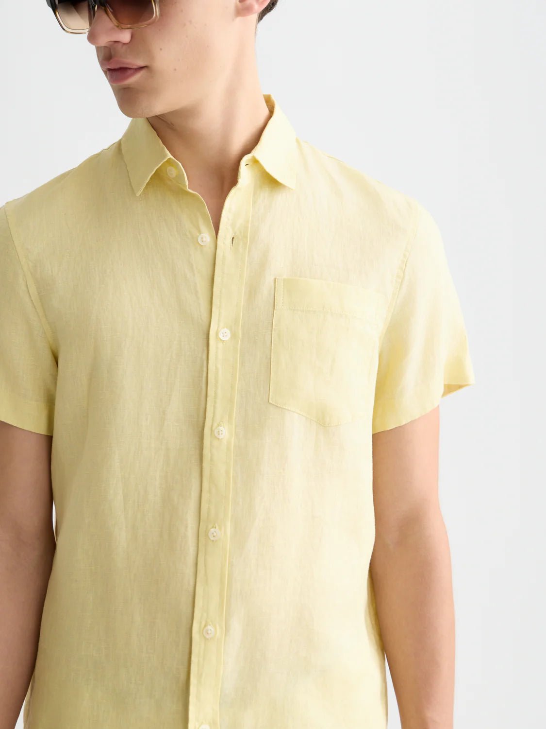 Seasonal Core Linen Regular-Fit Short-Sleeved Shirt Men Shirts Scotch Soda Homme