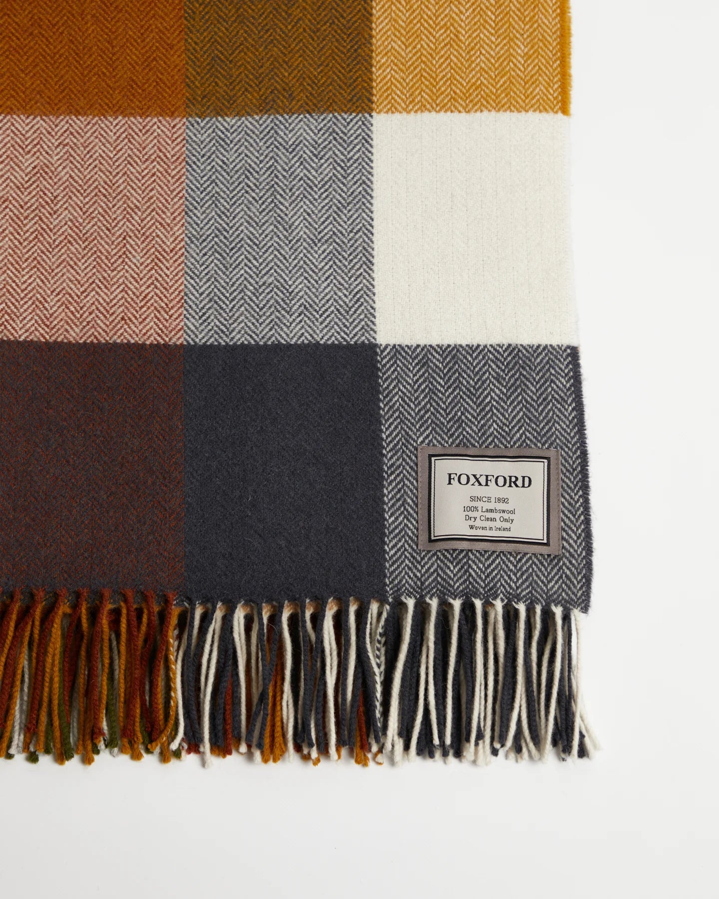 THROW ARDAGH-4308/C3 FOXFORD