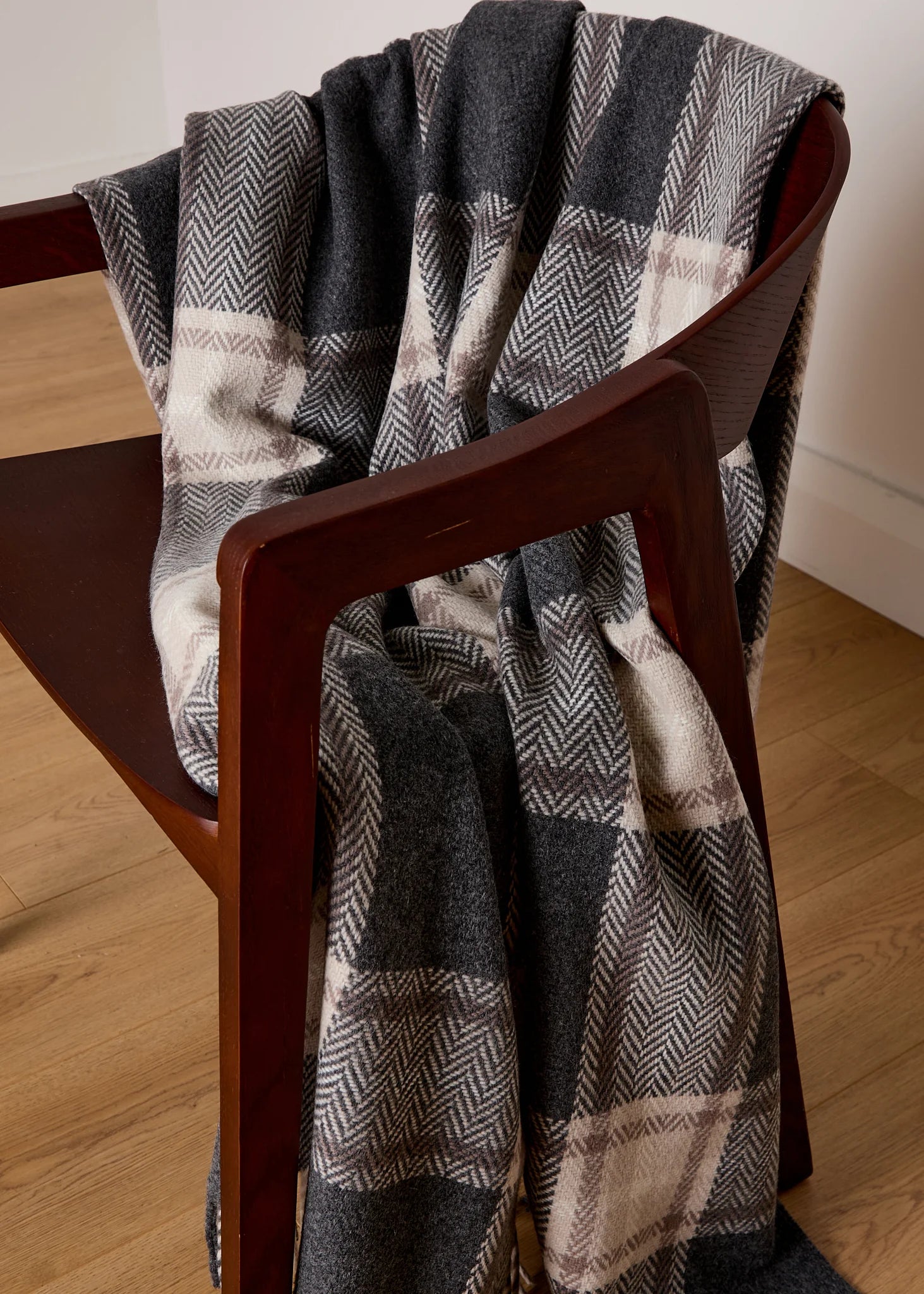 THROW DUN CHAOUIN- 4427/B2 living-homeaccents FOXFORD