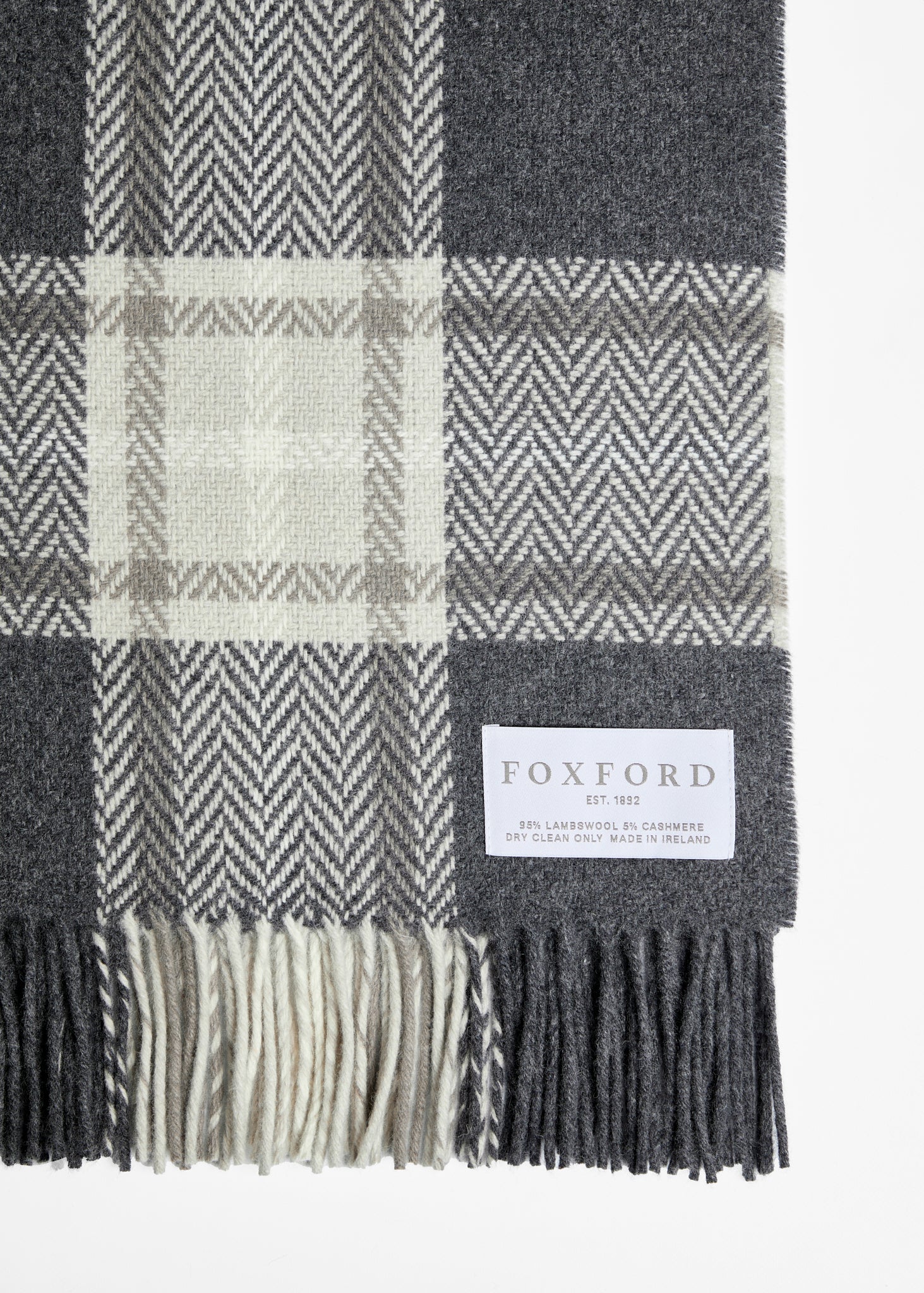THROW DUN CHAOUIN- 4427/B2 living-homeaccents FOXFORD