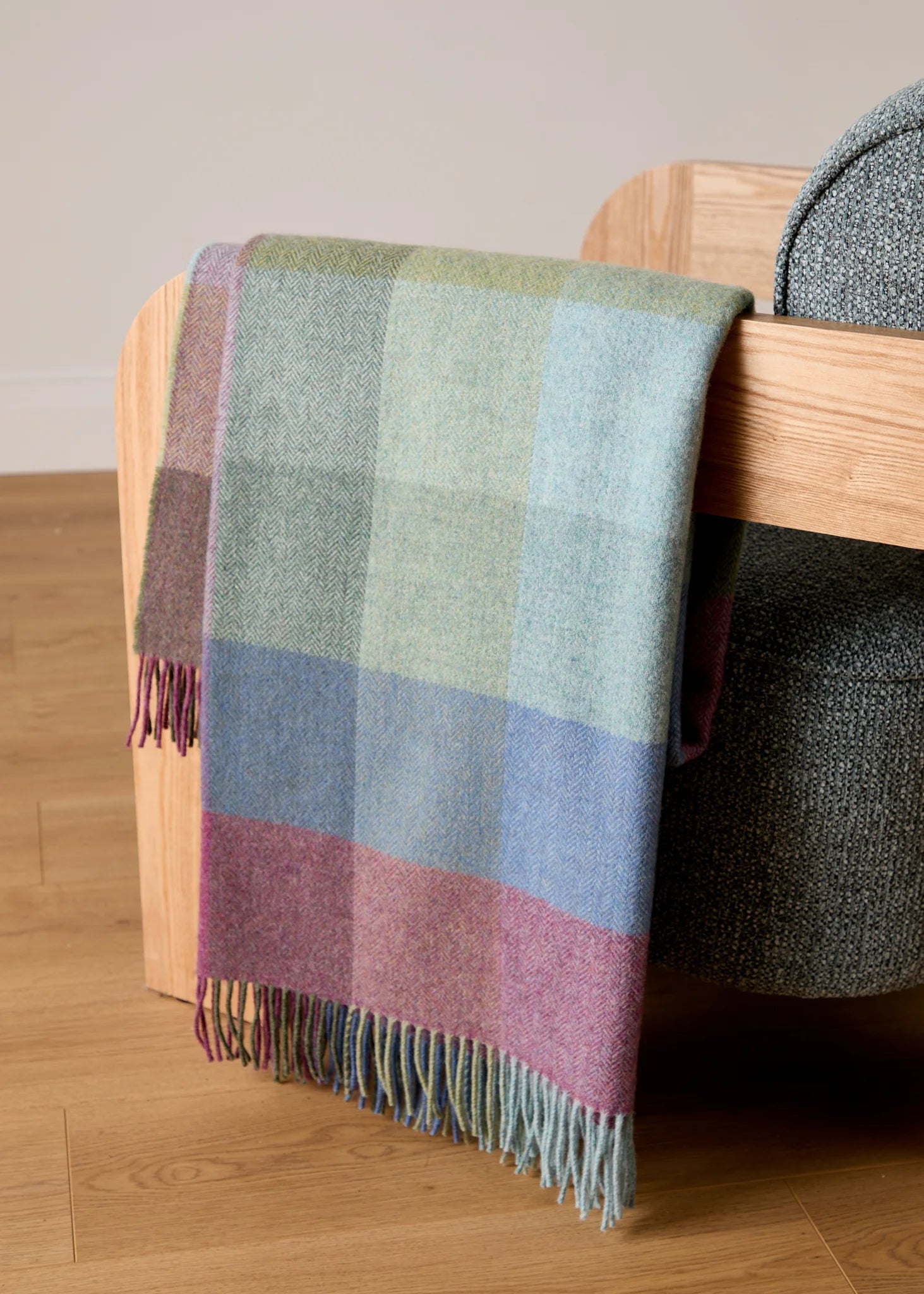 THROW KILMEADEN - 4417/A1 living-homeaccents FOXFORD