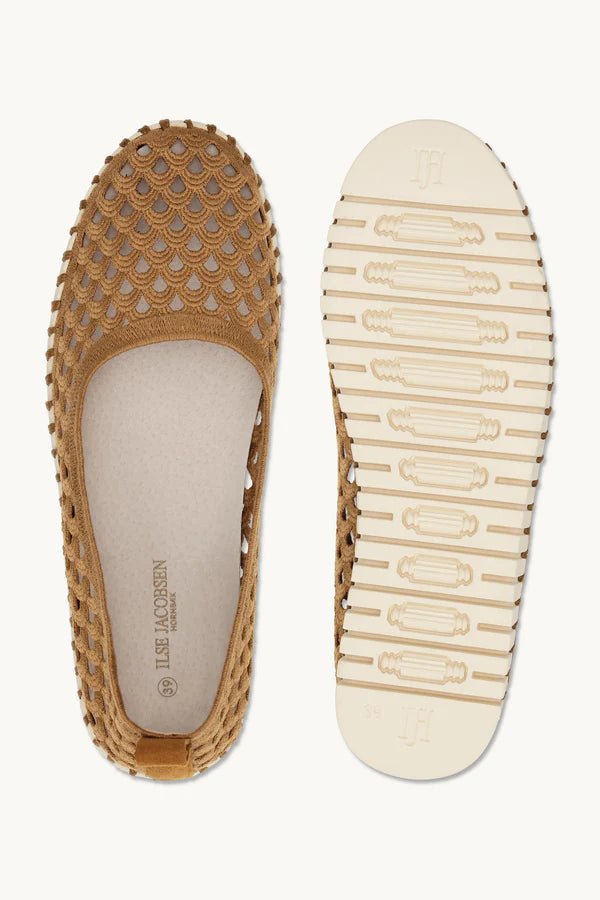 Tulip Electric Ballerina Footwear ILSE JACOBSEN Cashew Pearled Ivory 38