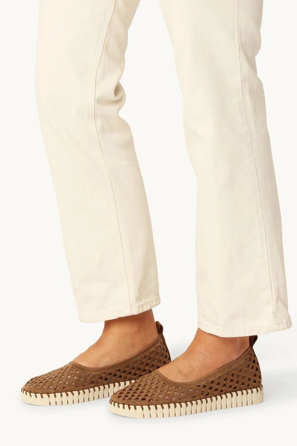 Tulip Electric Ballerina Footwear ILSE JACOBSEN Cashew Pearled Ivory 40