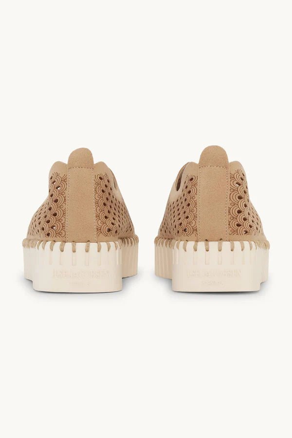 Tulip Slip-In On Plateau Sole Footwear ILSE JACOBSEN Latte 40