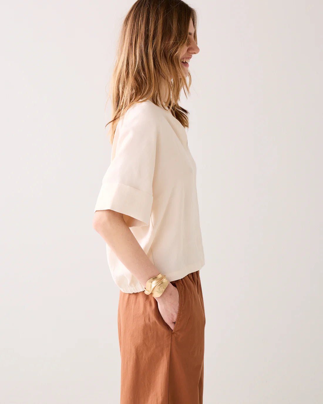 V-neck top in a linen blend Blouse SUMMUM