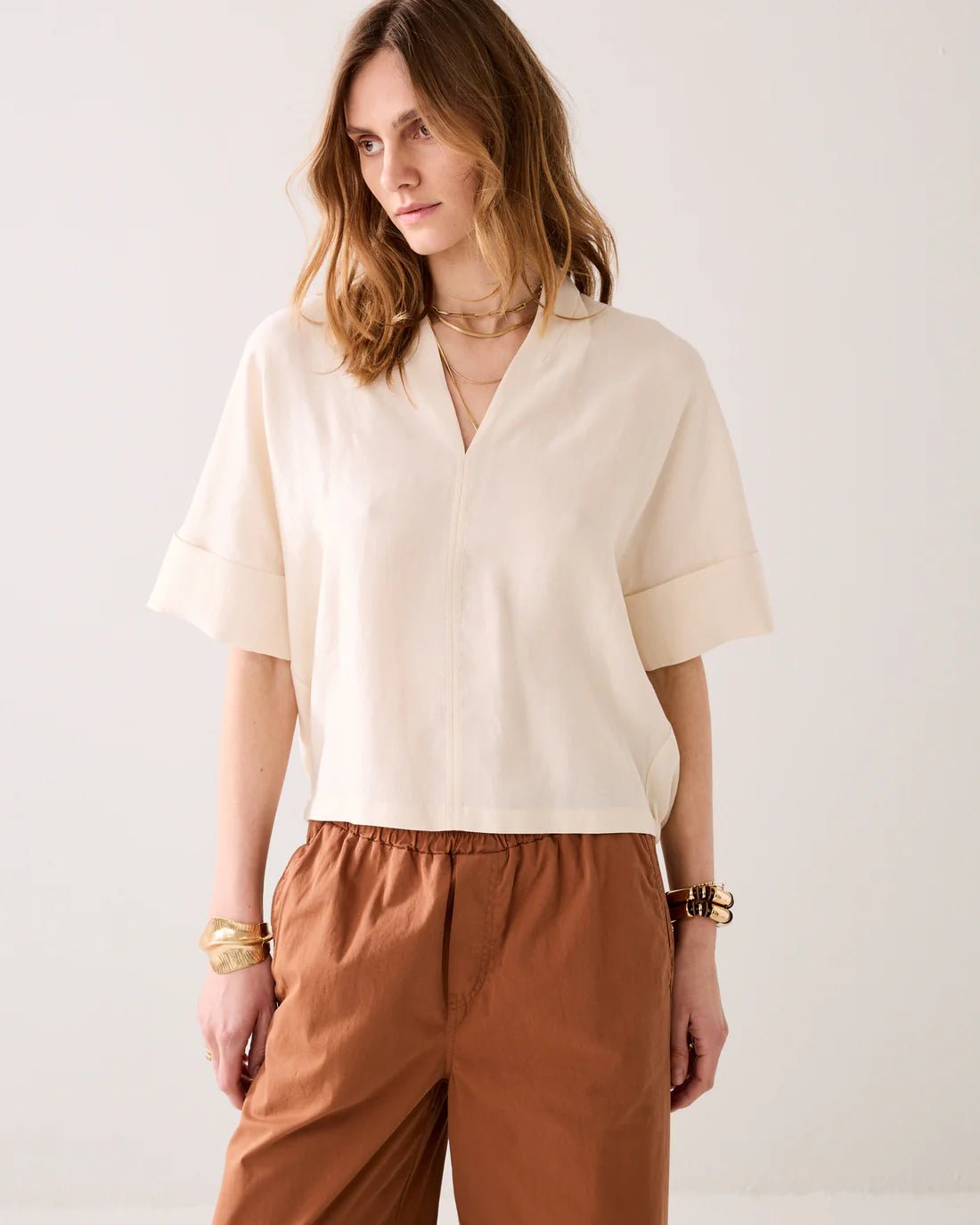 V-neck top in a linen blend Blouse SUMMUM