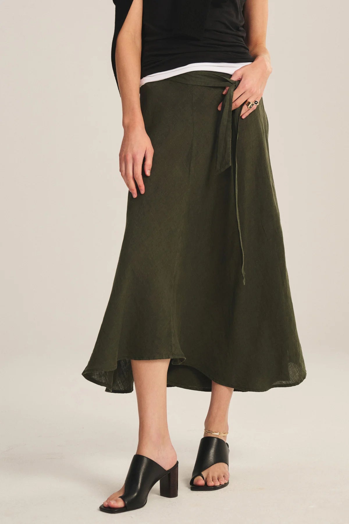 WOVEN LINEN SKIRT VELVET CHALK L