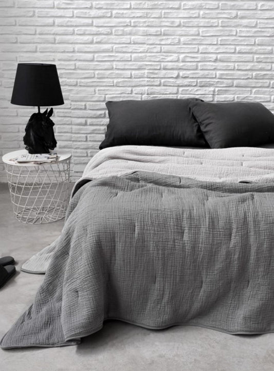 CLOUD QUILT CHARCOAL living-bedding onesky   