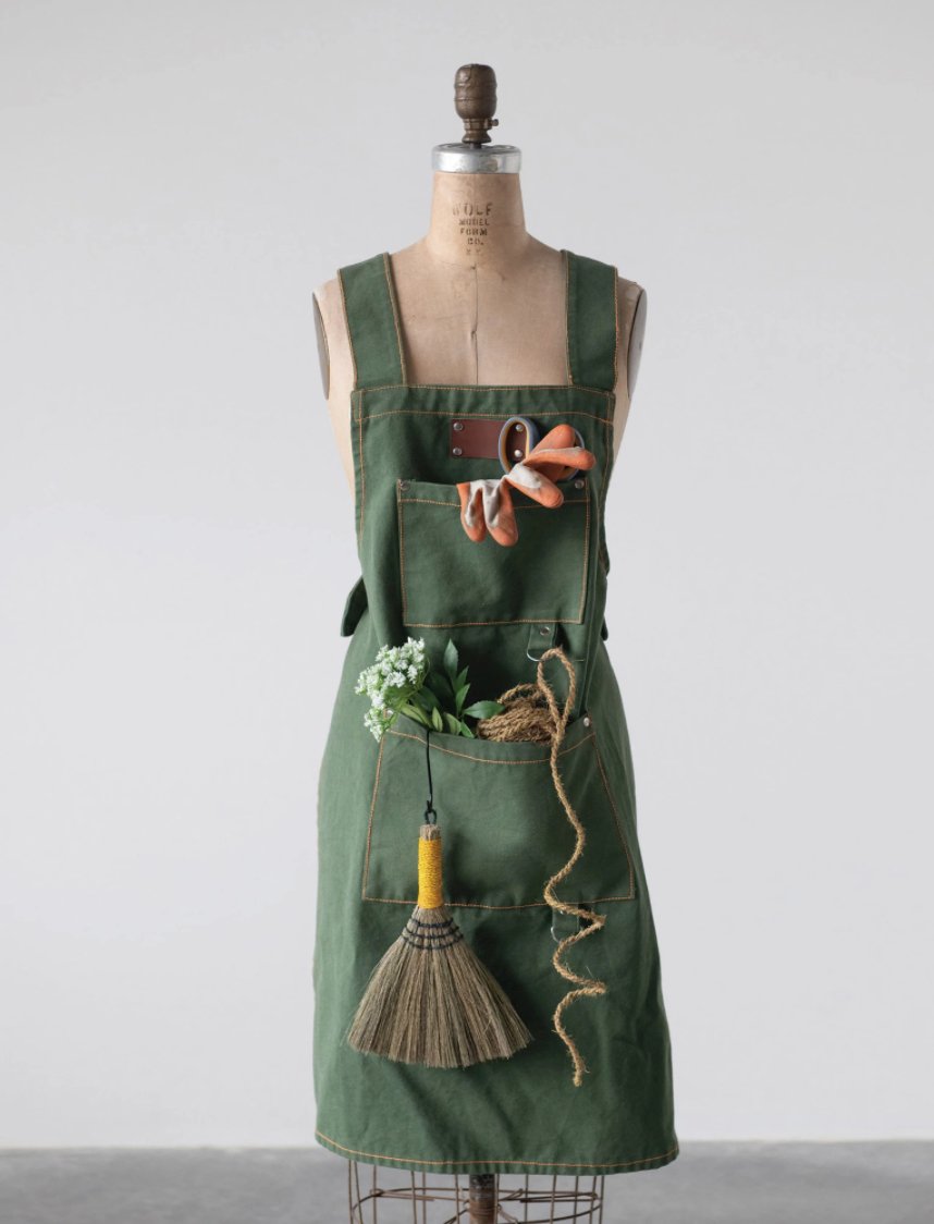 CROSS BACK APRON WITH POCKETS AND RIVETS Aprons Creative Coop   