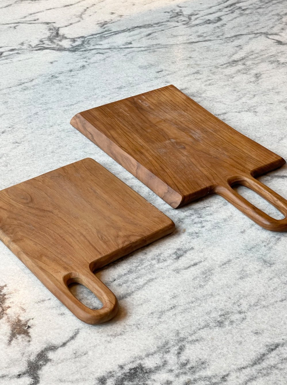 CUTTING BOARD  - TECK ROOTS living-furniture Mano Plata   