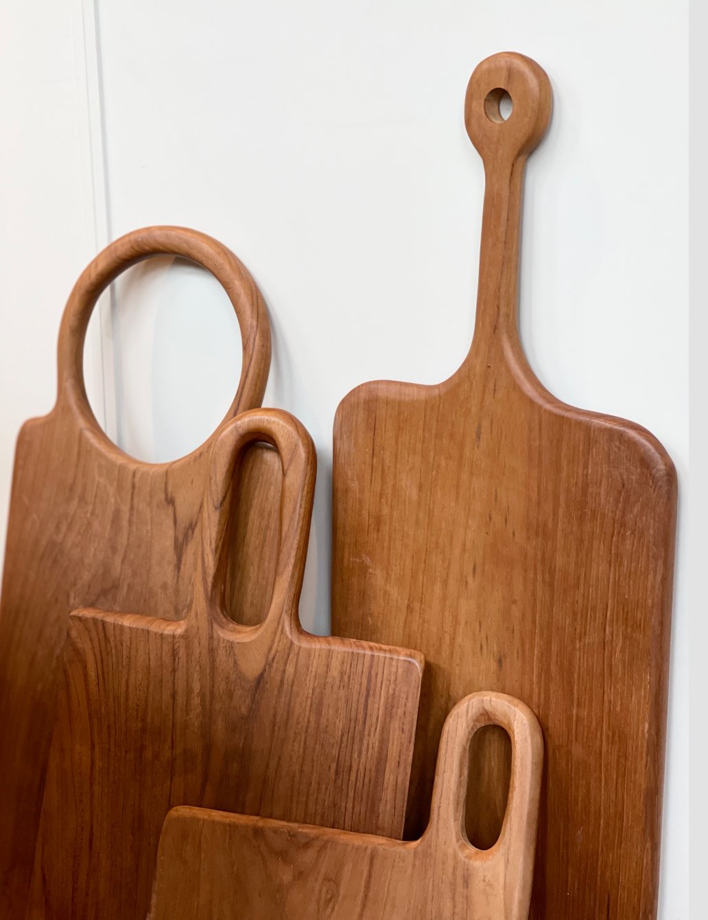 CUTTING BOARD  - TECK ROOTS living-furniture Mano Plata   