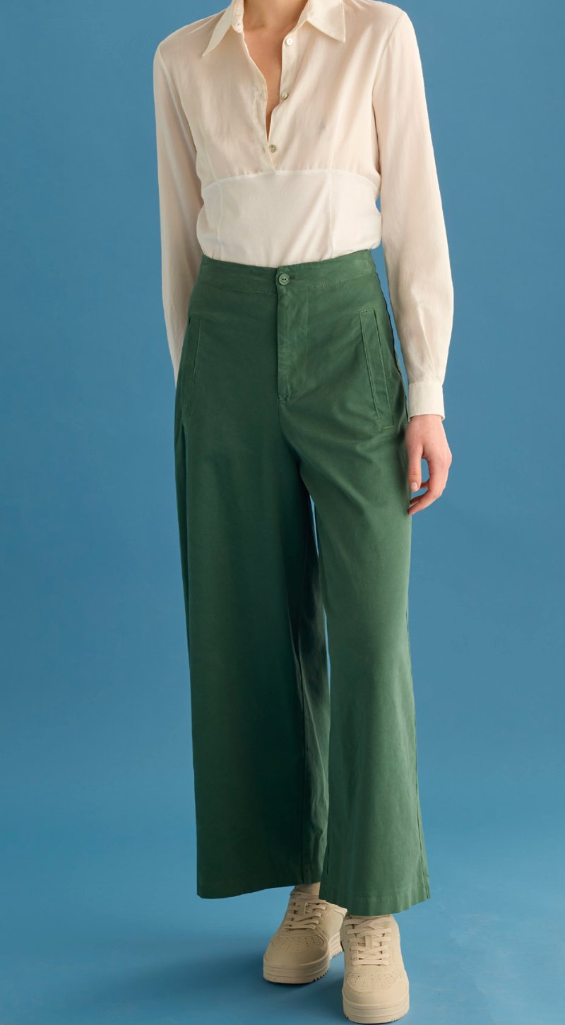 EUROPEAN CULTURE - Pantalon - Duck Green Apparel & Accessories European Culture   