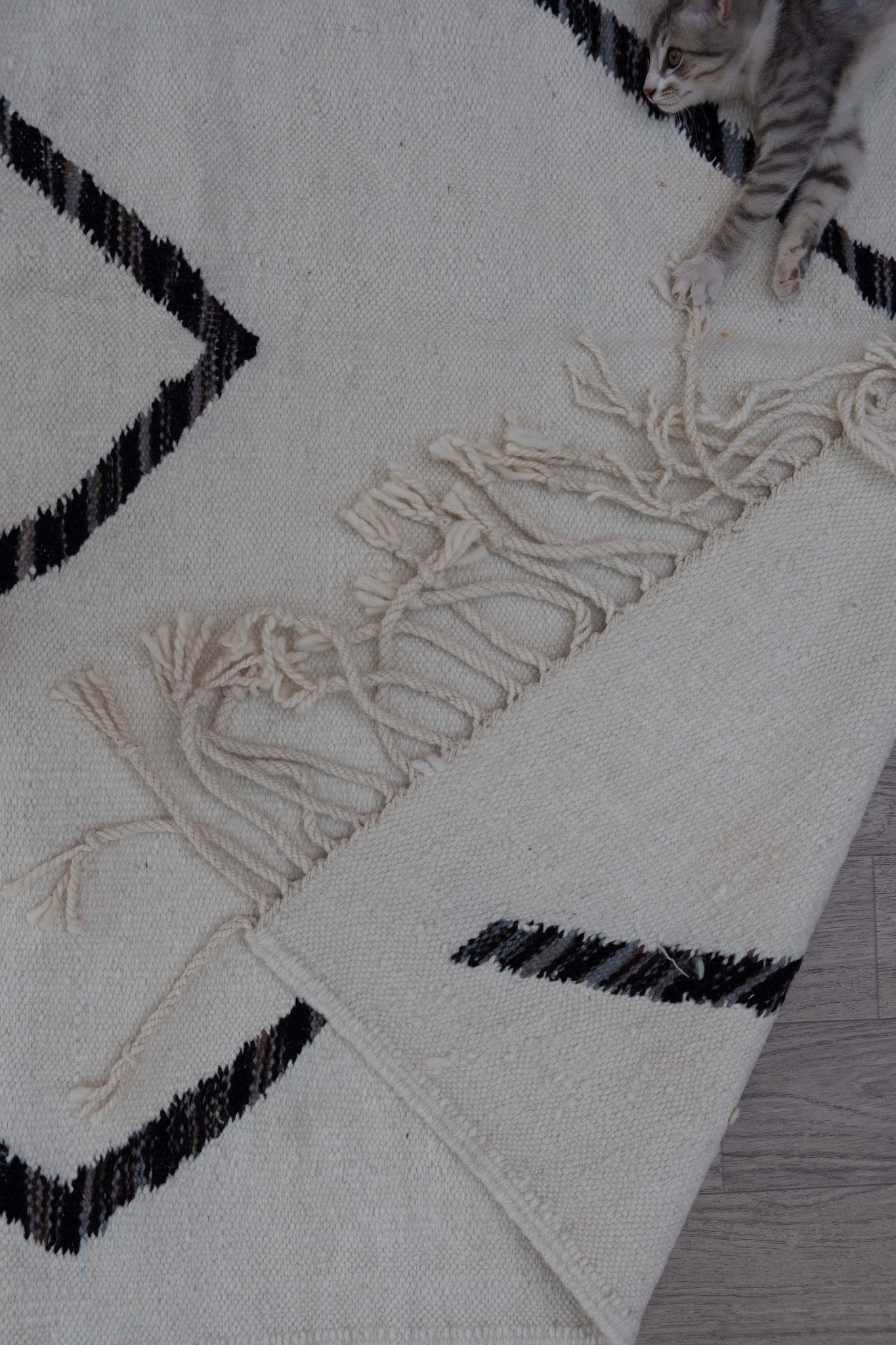 KILIM RUG 8'2" X 10'4"- SG10 living-rug The Boho Lab   