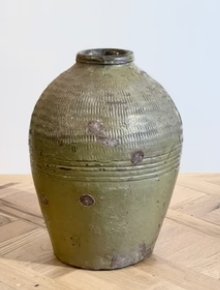 POT ANTIQUE VIN Pots & Planters Chantal Royer